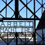 10 Important Tips For Visiting Holocaust Museums, Memorials & Historical Sites