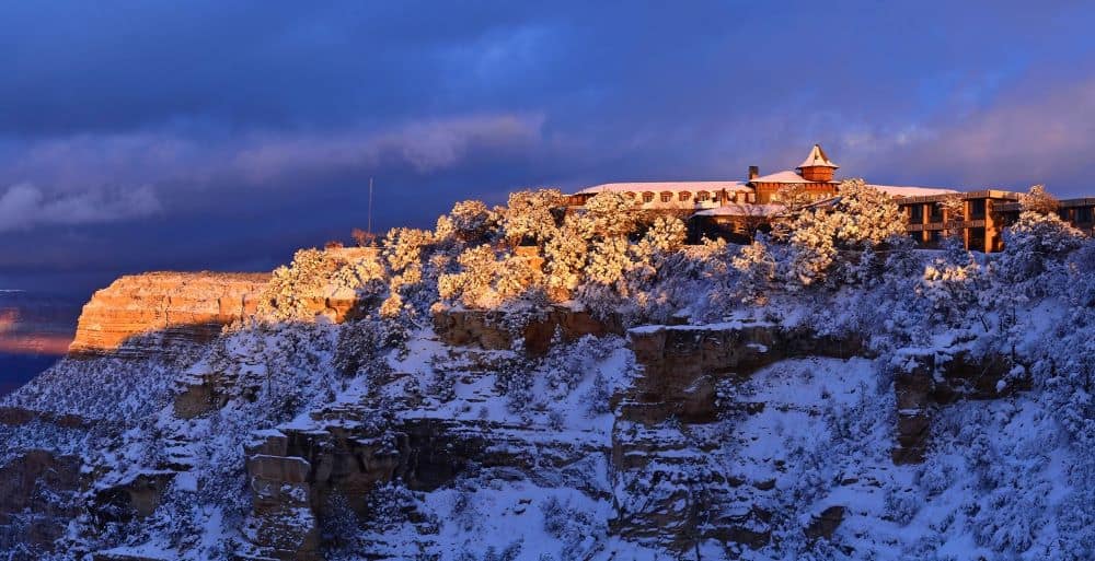 El Tovar Hotel Grand Canyon in Winter