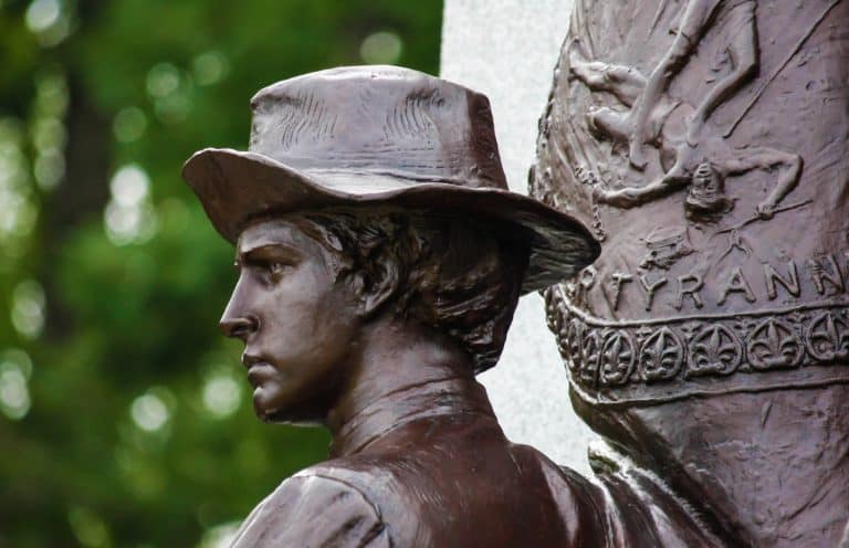 Closeup of the head of a statue at Gettysburg National Battlefield